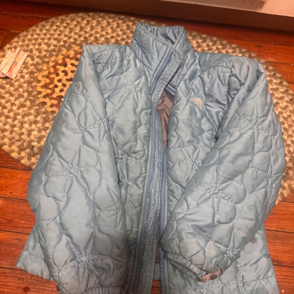 The North Face light puffer jacket size 7-8 girls - Picture 2 of 7
